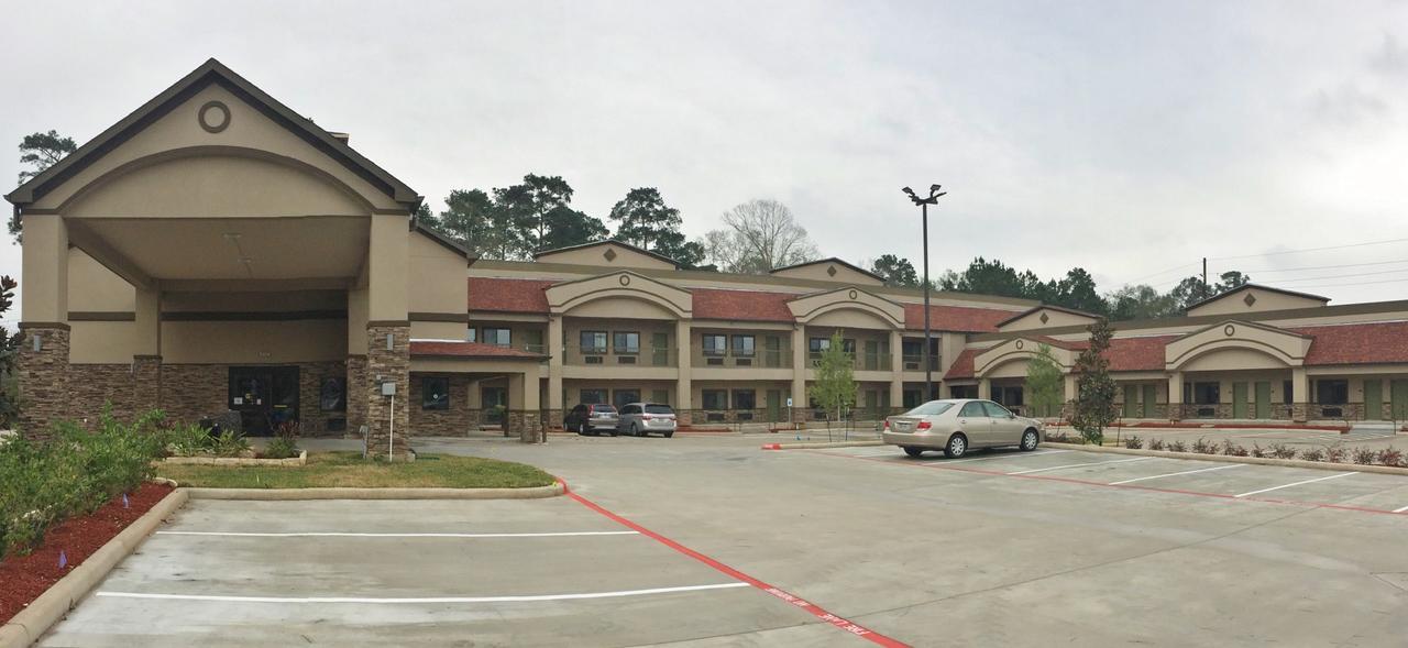 Scottish Inn & Suites - Conroe Exterior foto